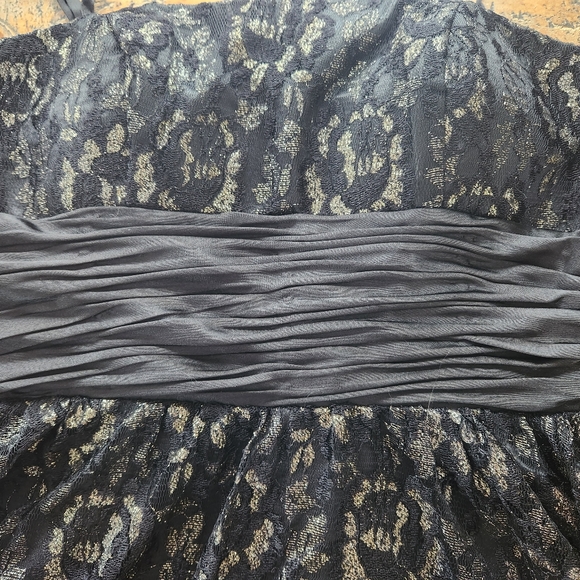 💖LE CHÂTEAU dress - Picture 9 of 14